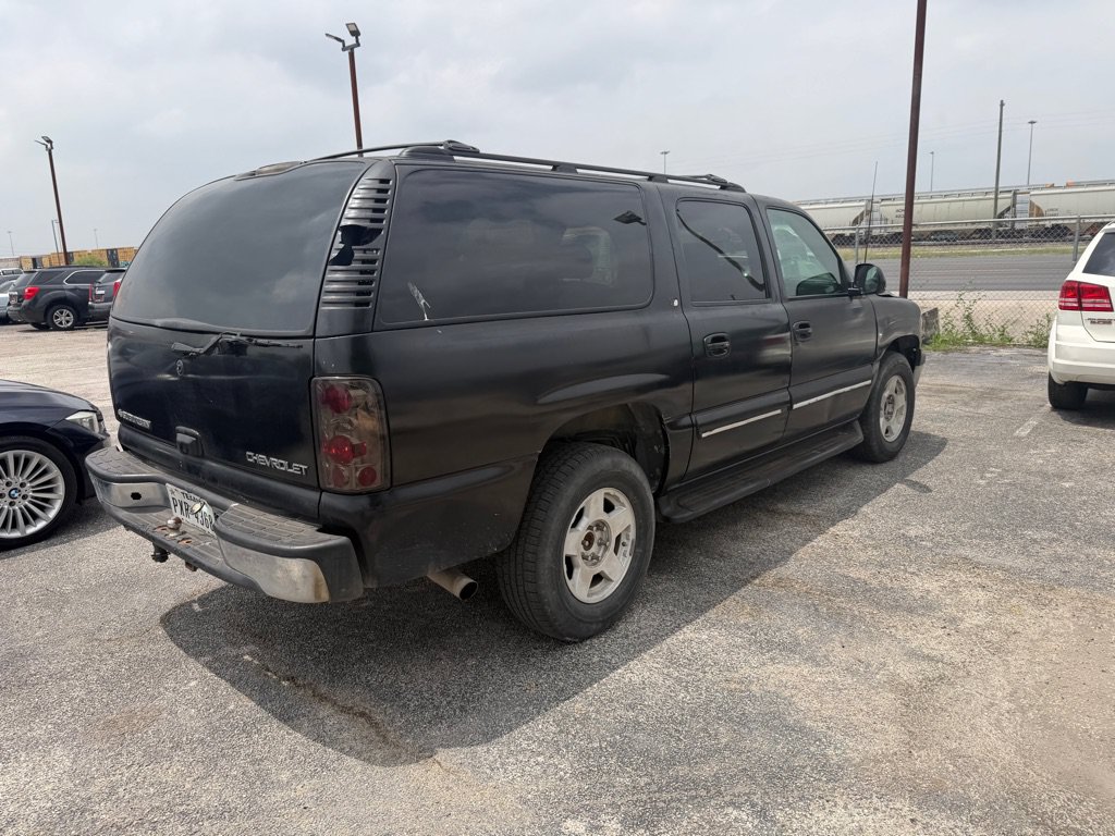 Used 2002 Chevrolet Suburban LT RWD image 16