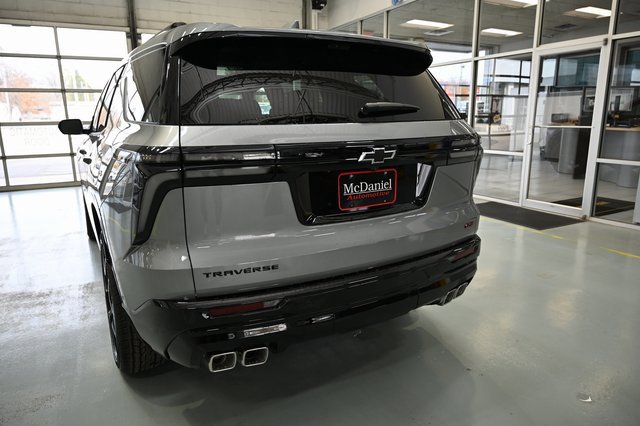 New 2026 Chevrolet Traverse RS w/ LPO, Floor Liner Package image 6