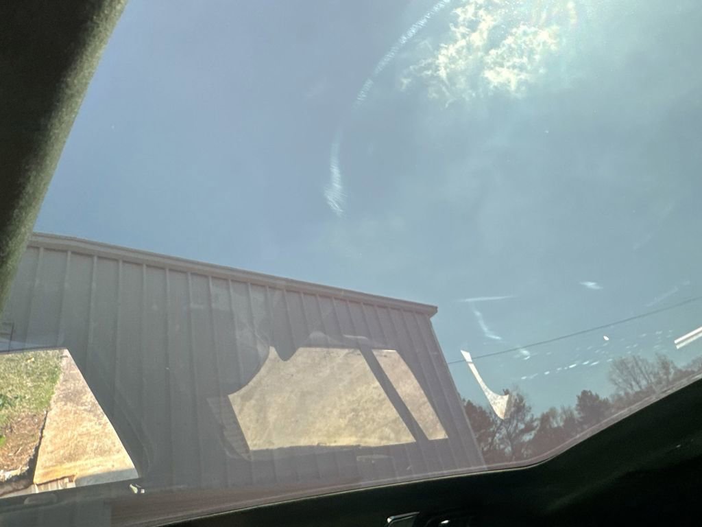 Used 2025 Cadillac Escalade IQ Sport 2 w/ LPO, ONYX Package image 20