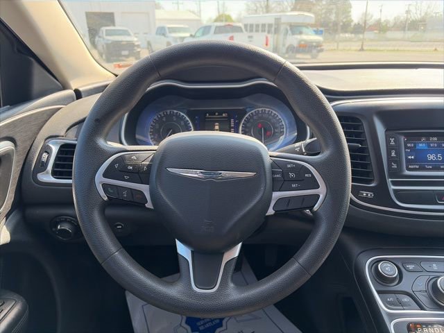Used 2016 Chrysler 200 Limited image 15