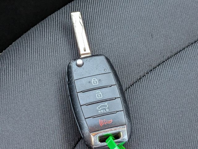 Used 2015 Kia Soul + image 30