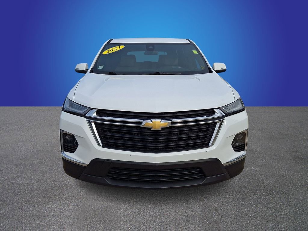 Used 2023 Chevrolet Traverse LS w/ Safety Package FWD image 2