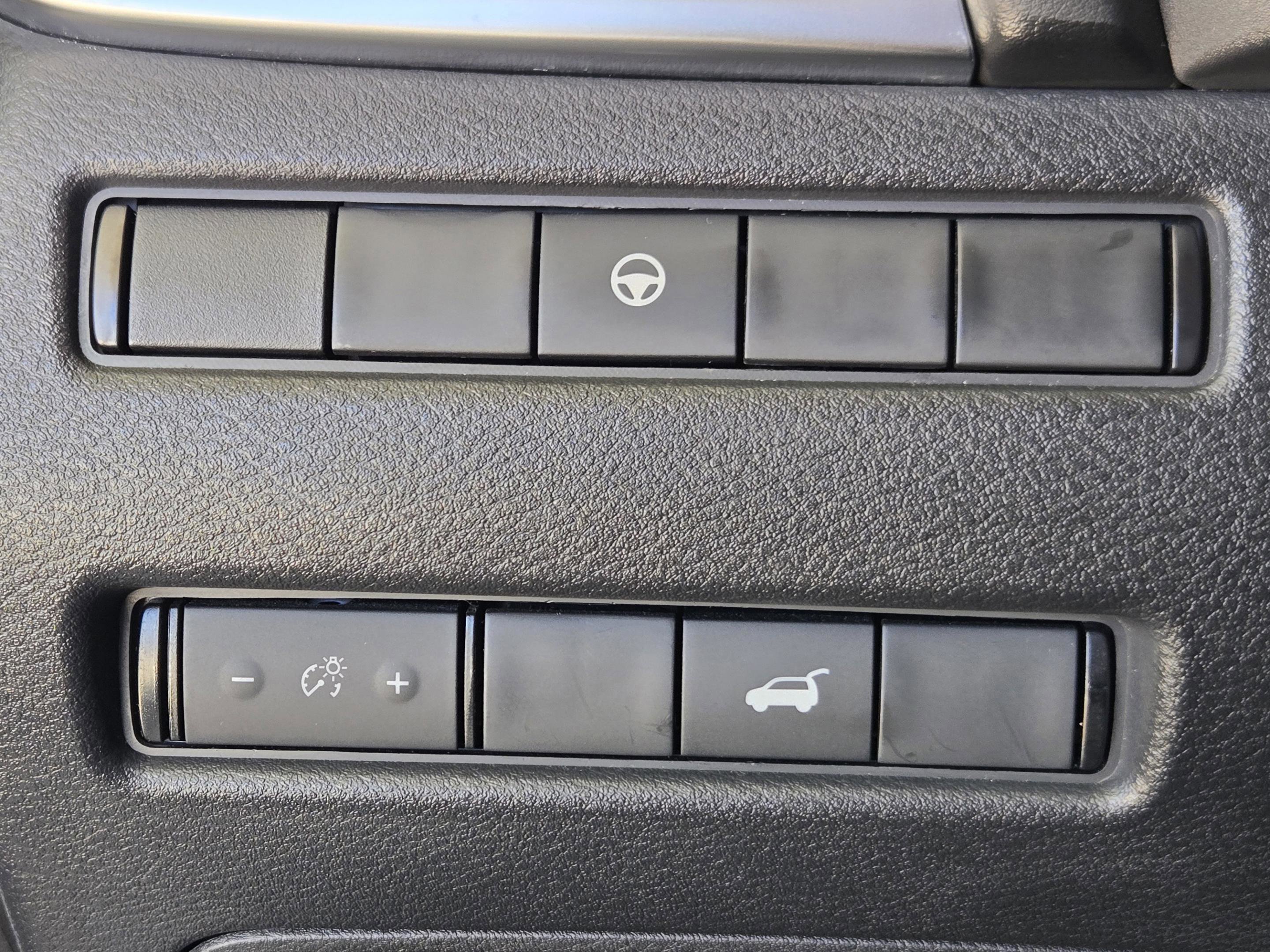 Used 2023 Nissan Rogue SL w/ SL Premium Package image 23