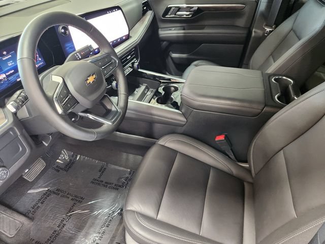 Used 2025 Chevrolet Tahoe LT w/ Comfort Package RWD image 4