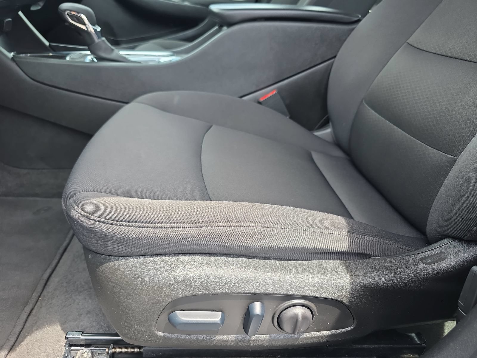 Used 2024 Chevrolet Malibu LT FWD image 27