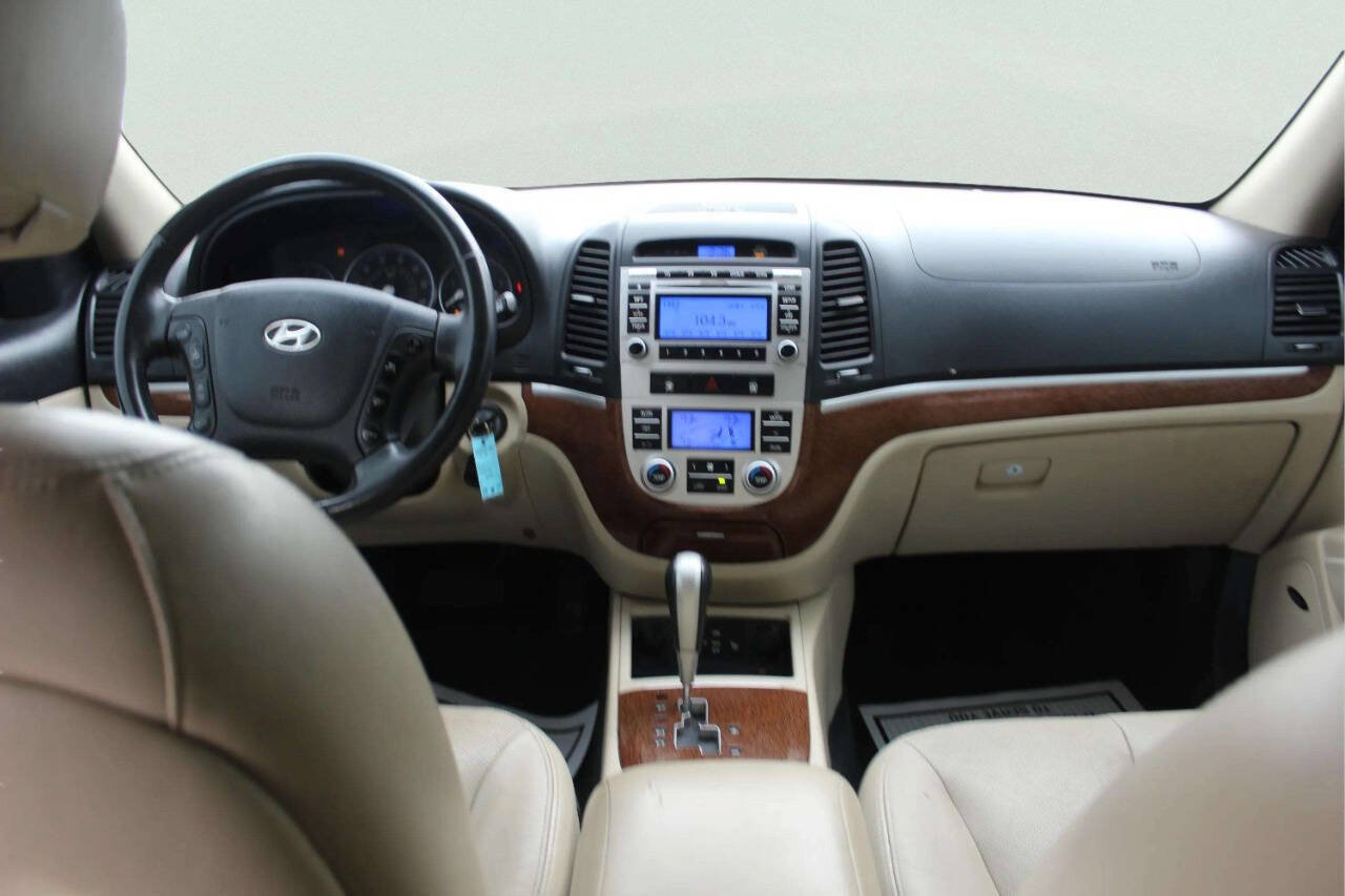 Used 2009 Hyundai Santa Fe Limited FWD image 8