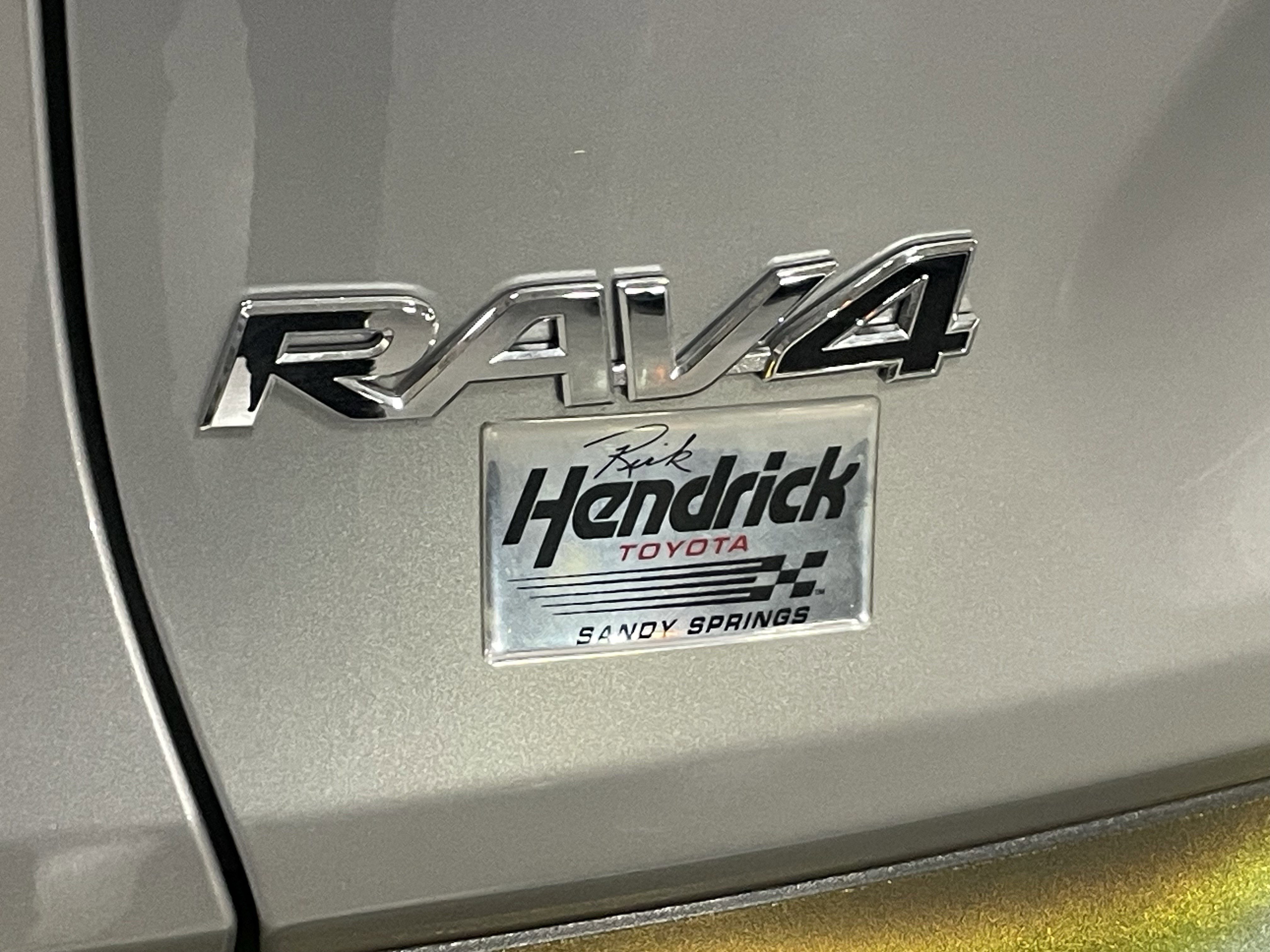 Used 2025 Toyota RAV4 XLE image 37