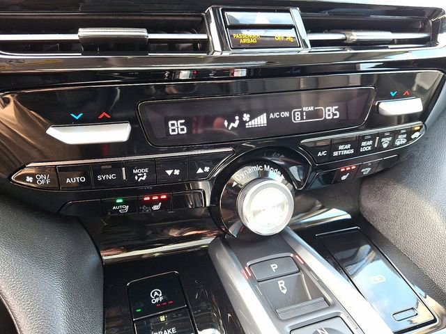 Certified 2025 Acura MDX SH-AWD image 17