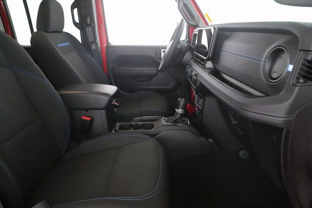 Used 2025 Jeep Wrangler Unlimited Rubicon 4xe w/ Safety Group image 29