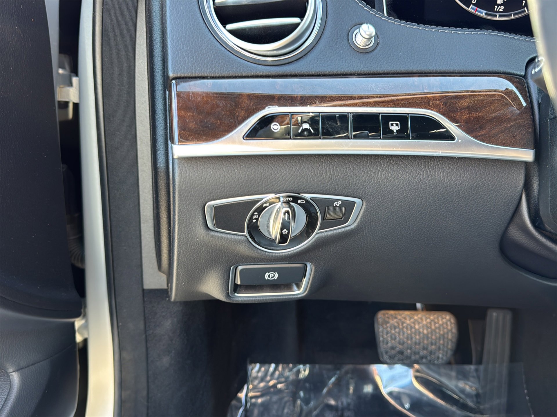 Used 2018 Mercedes-Benz S 450 4MATIC Sedan image 22