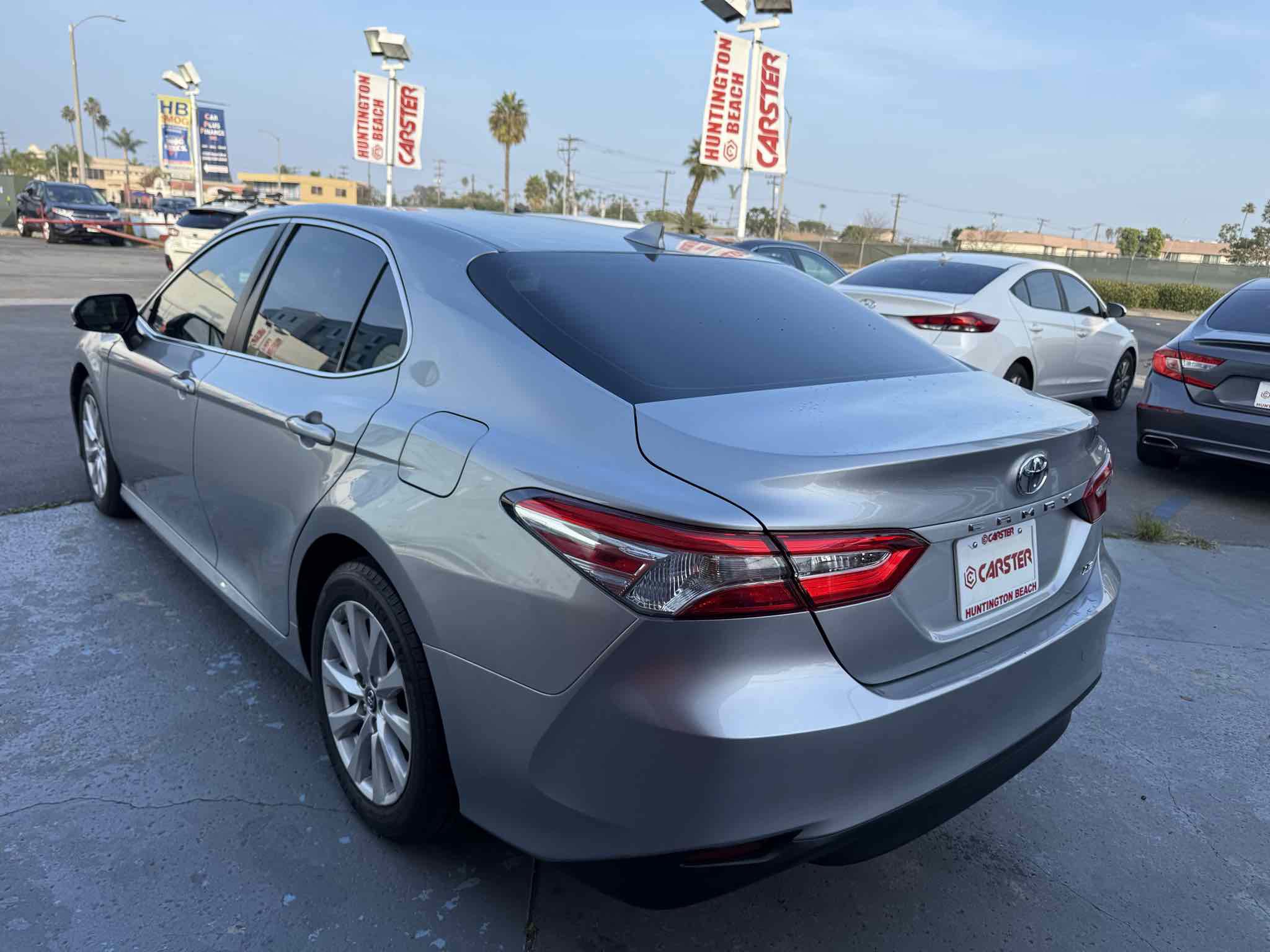 Used 2019 Toyota Camry LE image 18