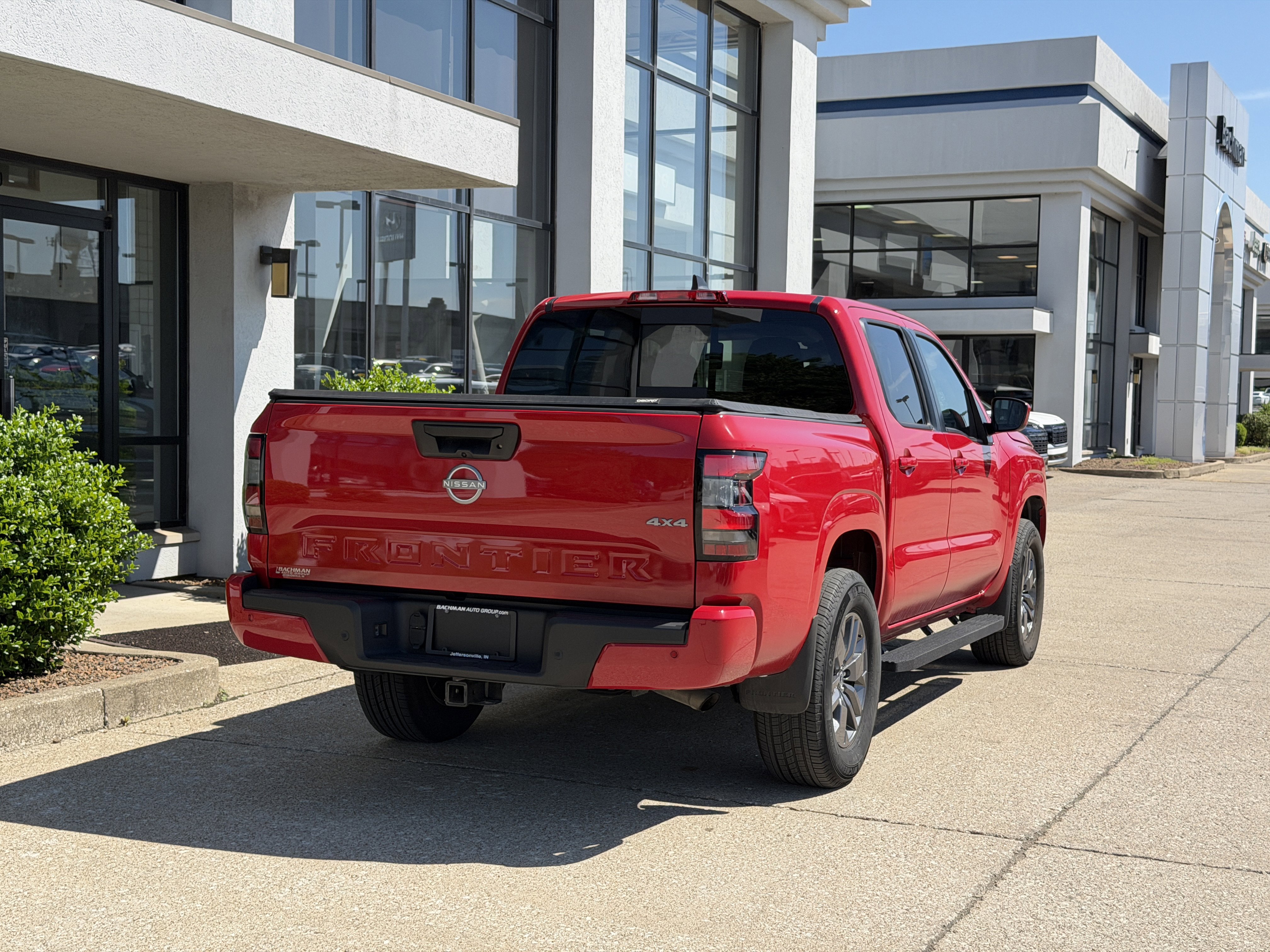 Used 2025 Nissan Frontier SV w/ SV Convenience Package AWD/4WD image 5