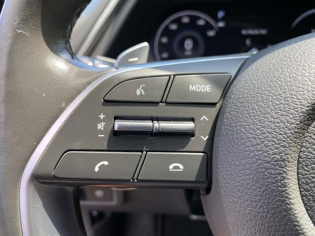 Used 2022 Hyundai Sonata Limited w/ Cargo Package FWD image 18