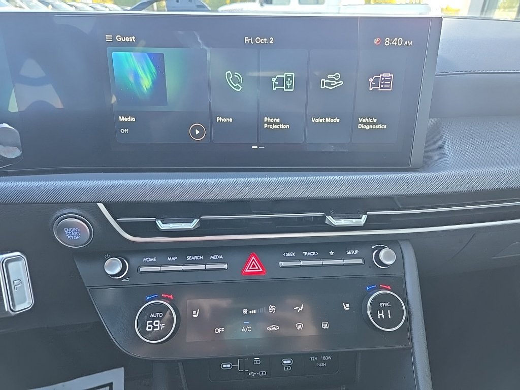 Used 2025 Hyundai Sonata SEL FWD image 23
