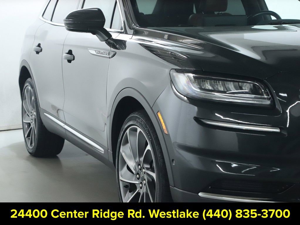 Used 2022 Lincoln Nautilus Reserve w/ Equipment Group 201A AWD/4WD image 8