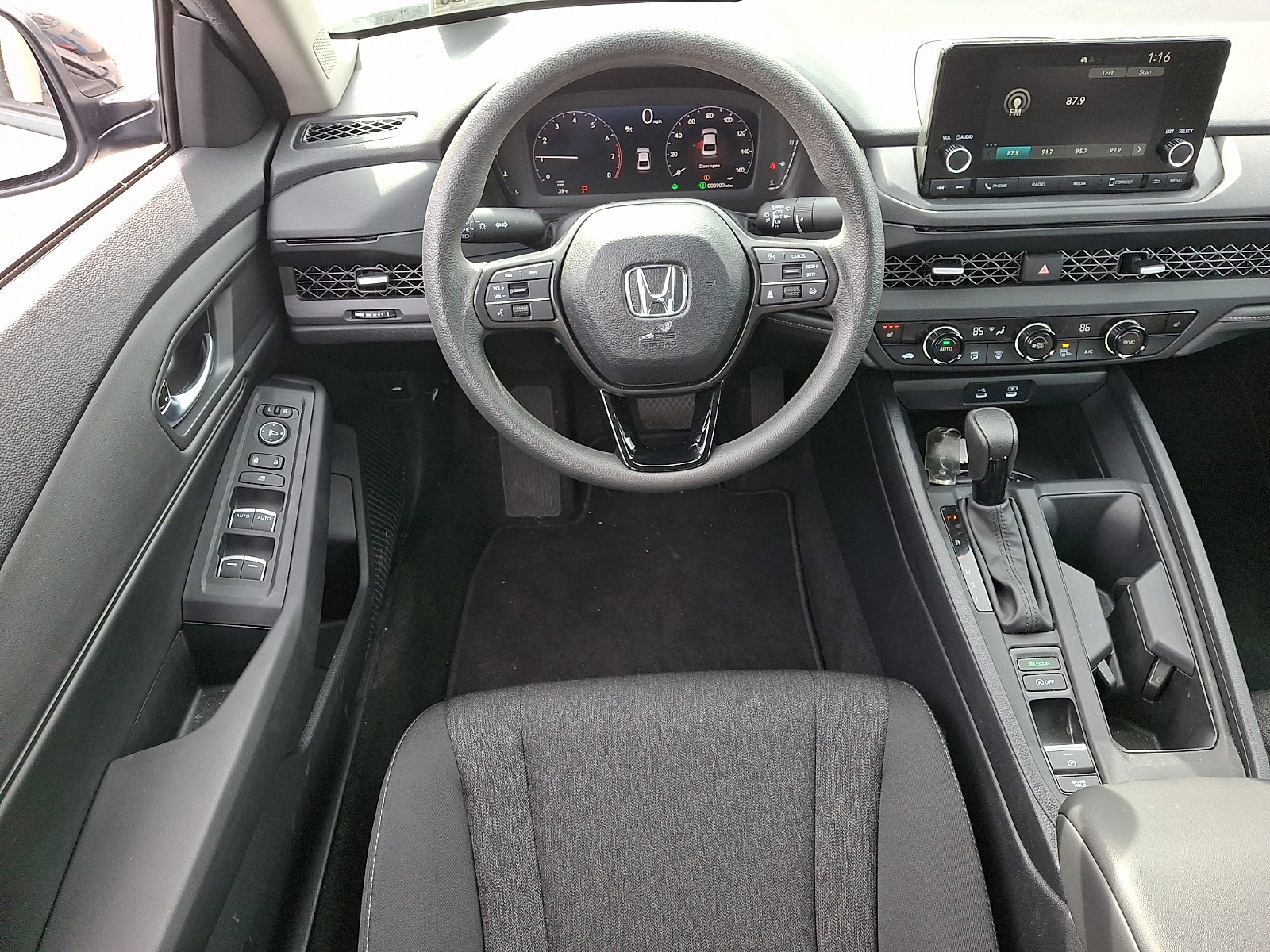 Certified 2025 Honda Accord SE image 14