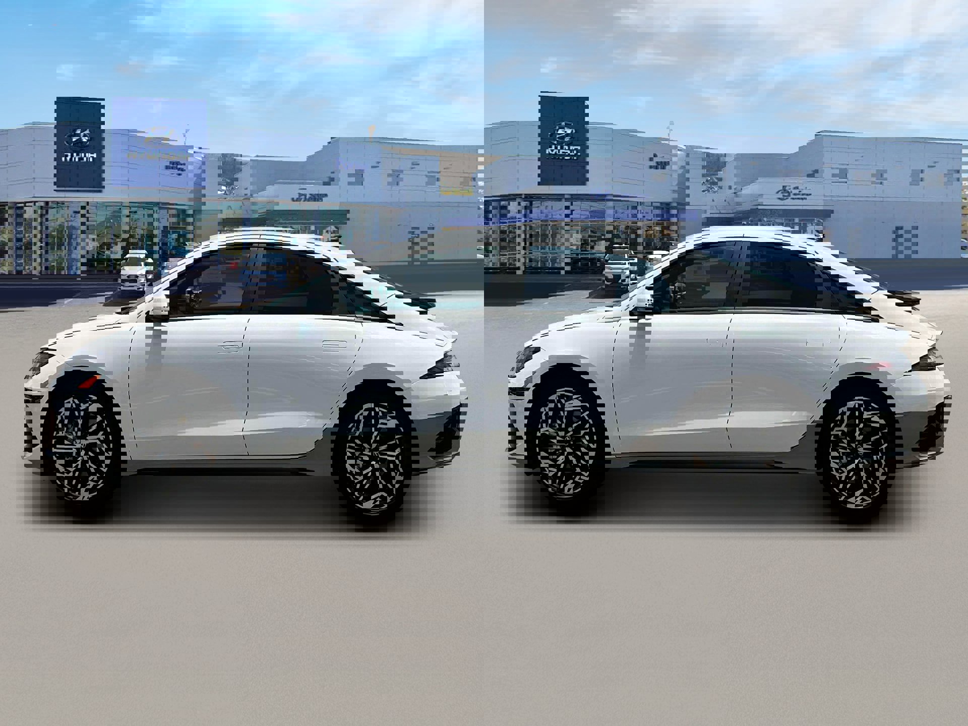 New 2025 Hyundai Ioniq 6 SEL image 3