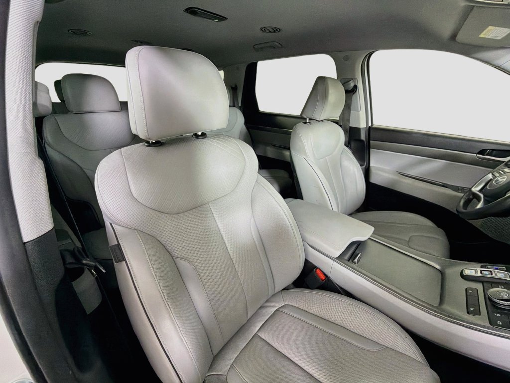 Used 2024 Hyundai Palisade SEL FWD image 32