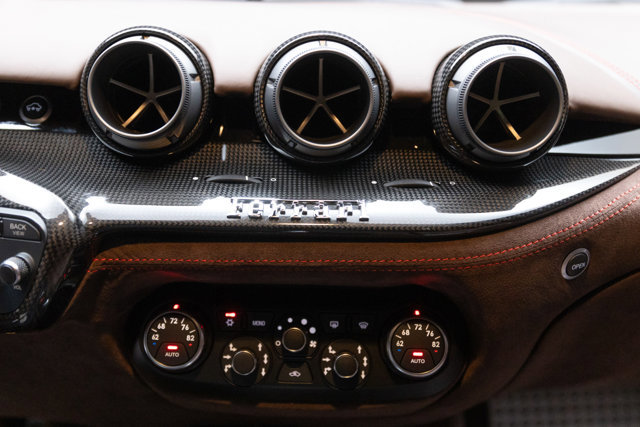 Used 2014 Ferrari F12 Berlinetta image 94