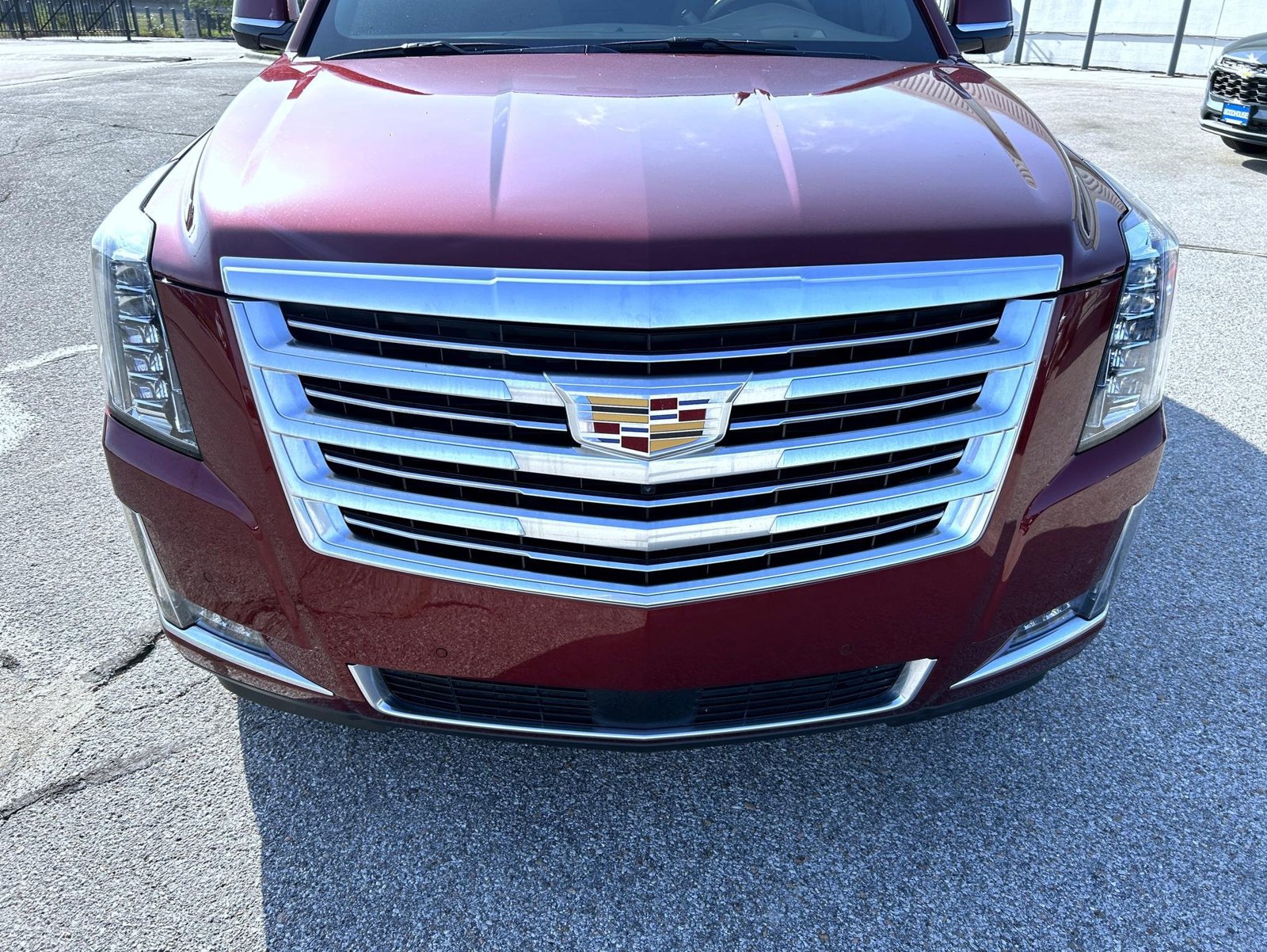 Used 2019 Cadillac Escalade Platinum AWD/4WD image 9