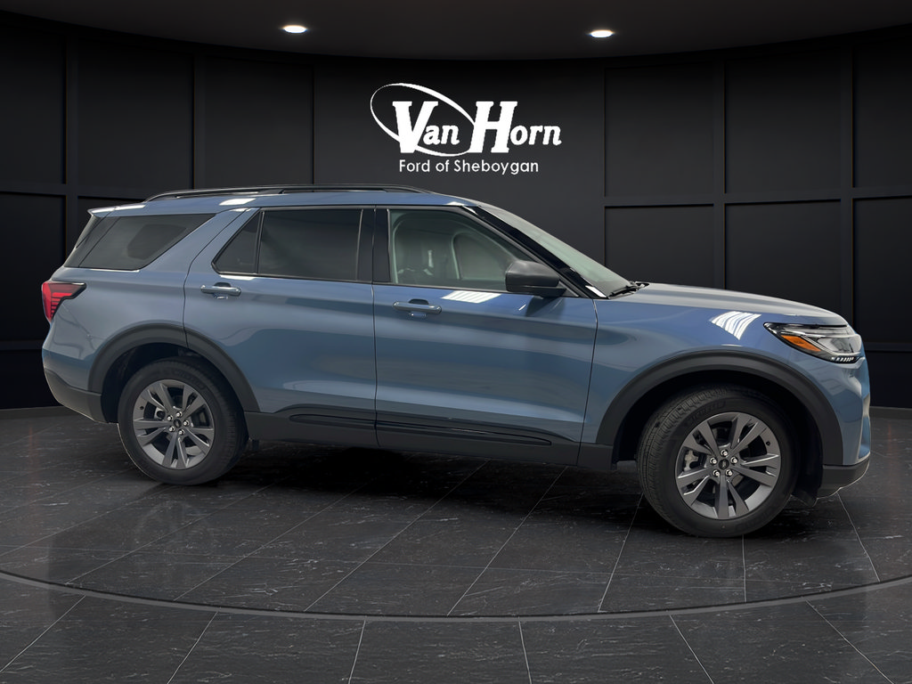 Certified 2026 Ford Explorer Active w/ Active Comfort Package AWD/4WD image 2