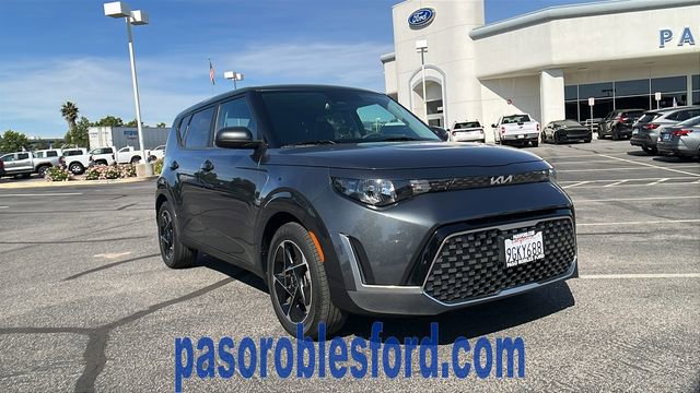 Used 2023 Kia Soul EX FWD image 1