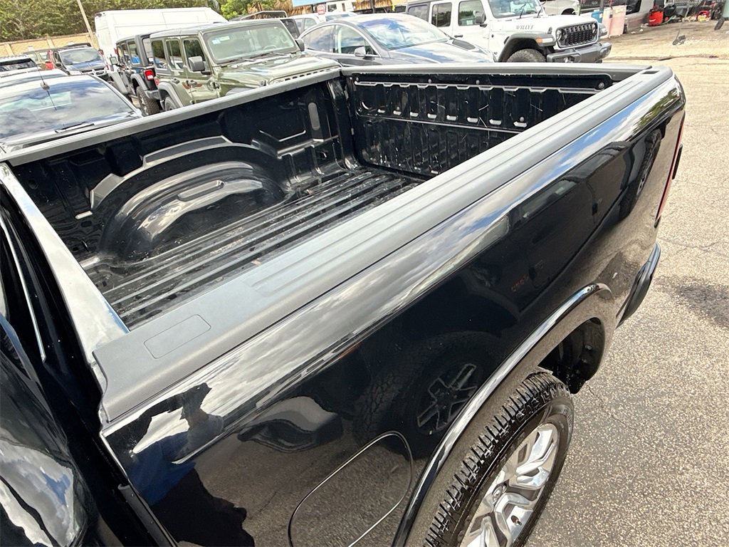 Used 2023 RAM 1500 Limited w/ Body Color Bumper Group image 30