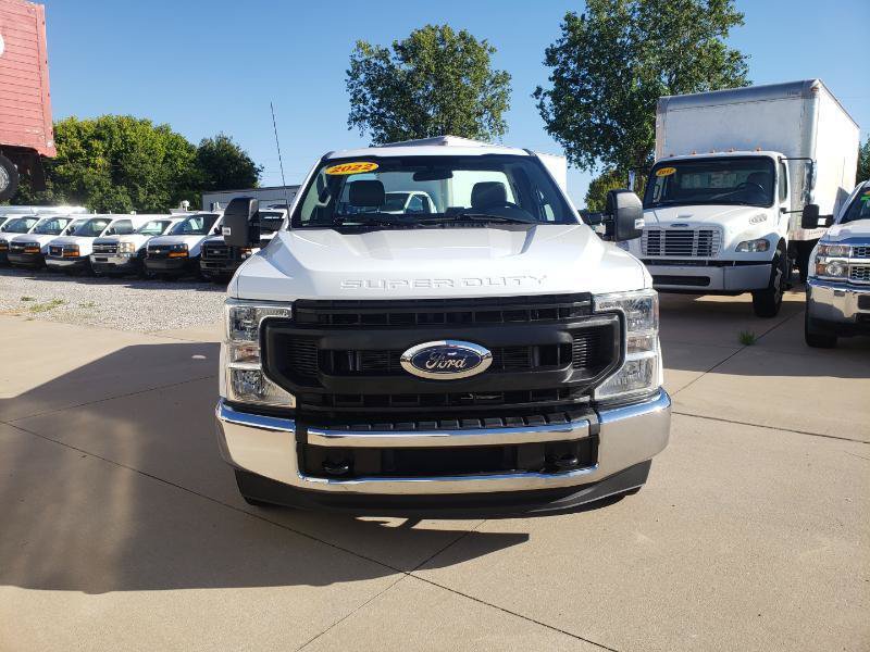 Used 2022 Ford F250 XL w/ Power Equipment Group RWD image 4