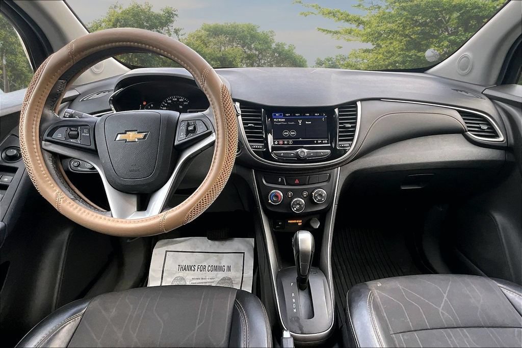 Used 2018 Chevrolet Trax LT w/ LT Convenience Package AWD/4WD image 15