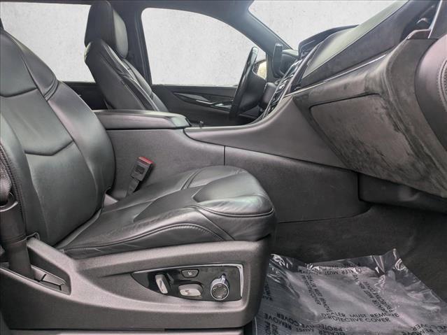 Used 2016 Cadillac Escalade ESV Platinum image 28