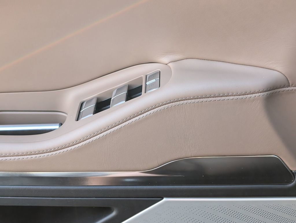 New 2026 Lincoln Navigator L Black Label image 20