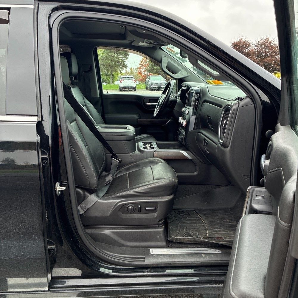 Used 2019 GMC Sierra 1500 SLT w/ SLT Premium Plus Package AWD/4WD image 7