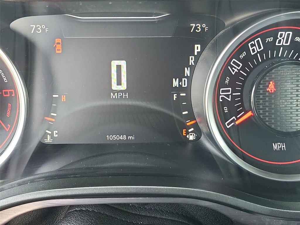 Used 2016 Dodge Challenger R/T RWD image 4