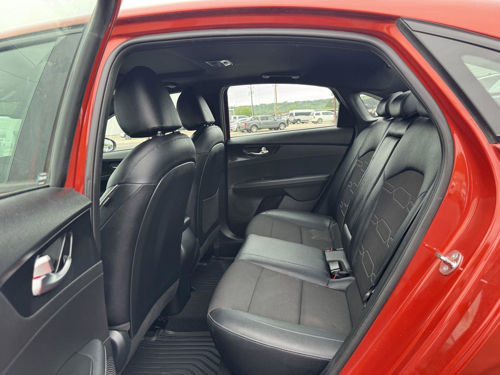 Used 2024 Kia Forte GT-Line w/ GT-Line Premium Package FWD image 28