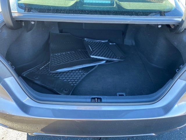 Used 2022 Toyota Camry SE image 18