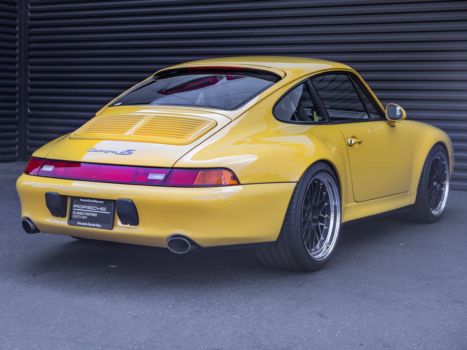 Used 1996 Porsche 911 Carrera 4S AWD/4WD image 10