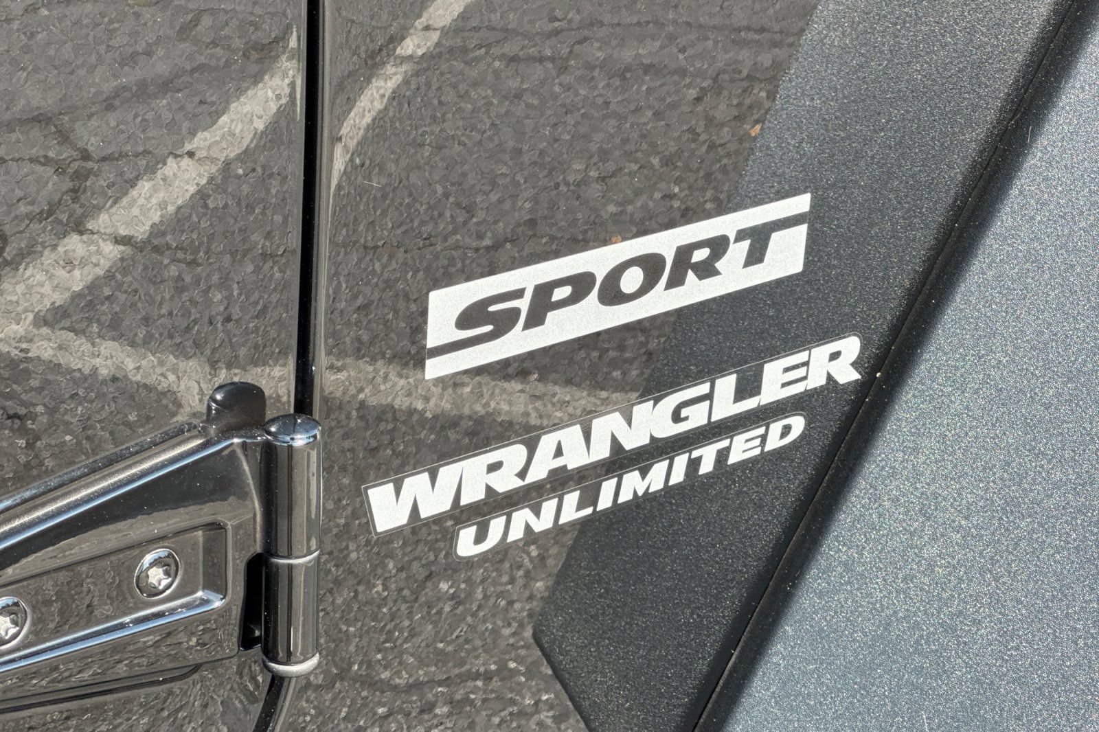 Used 2014 Jeep Wrangler Unlimited Sport w/ Quick Order Package 24S AWD/4WD image 25