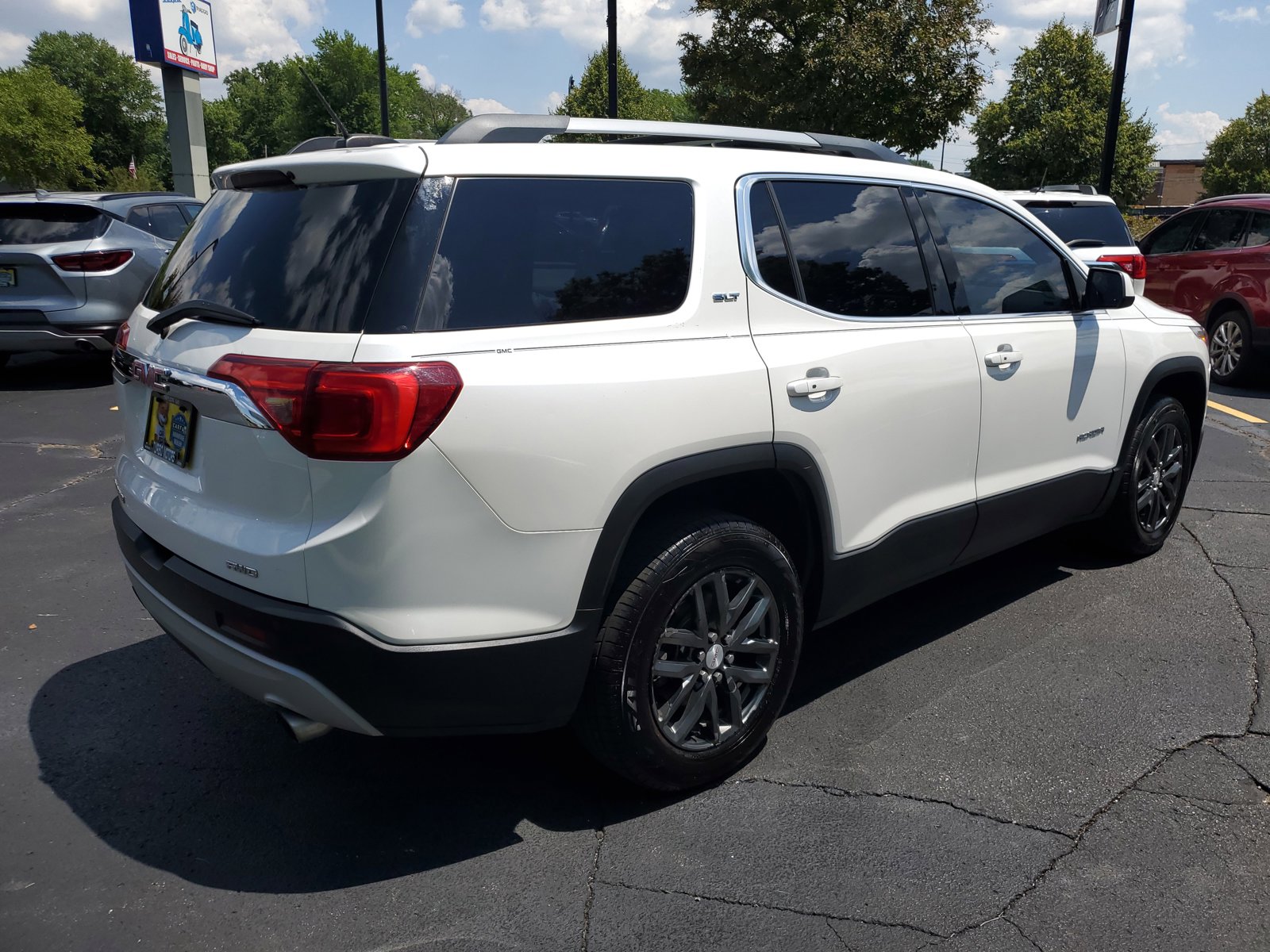 Used 2019 GMC Acadia SLT image 5