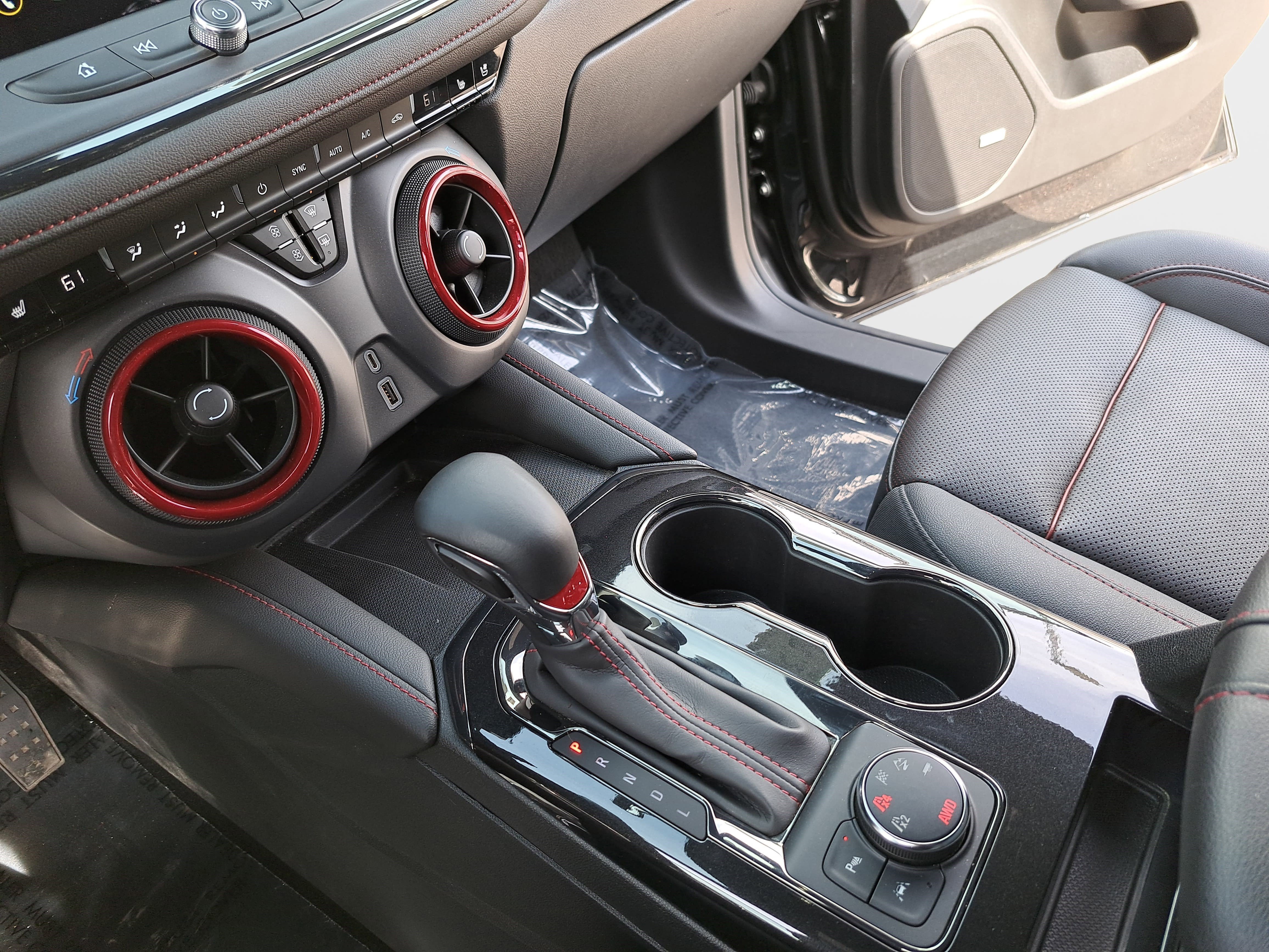 Used 2023 Chevrolet Blazer RS w/ Enhanced Convenience Package image 23