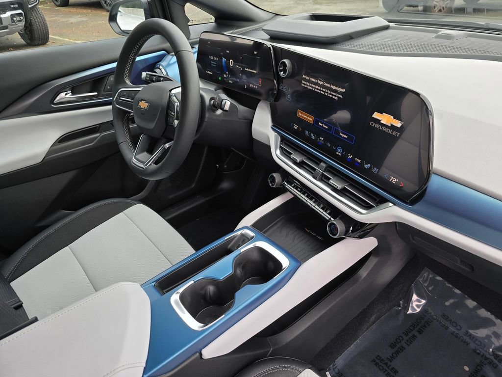 New 2026 Chevrolet Equinox EV LT w/ Convenience Package II image 10