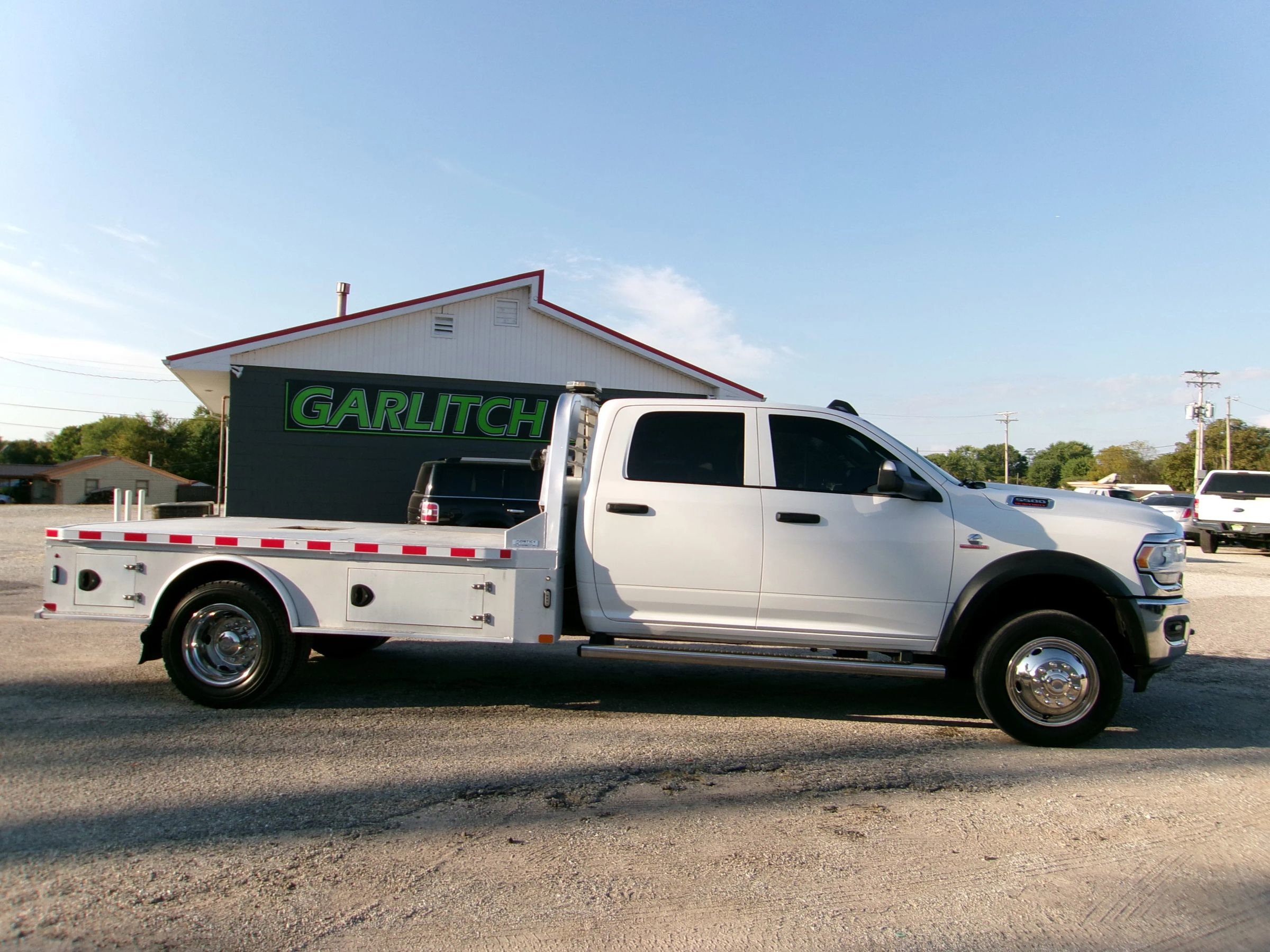 Used 2020 RAM 5500 Tradesman w/ Chrome Appearance Group image 4