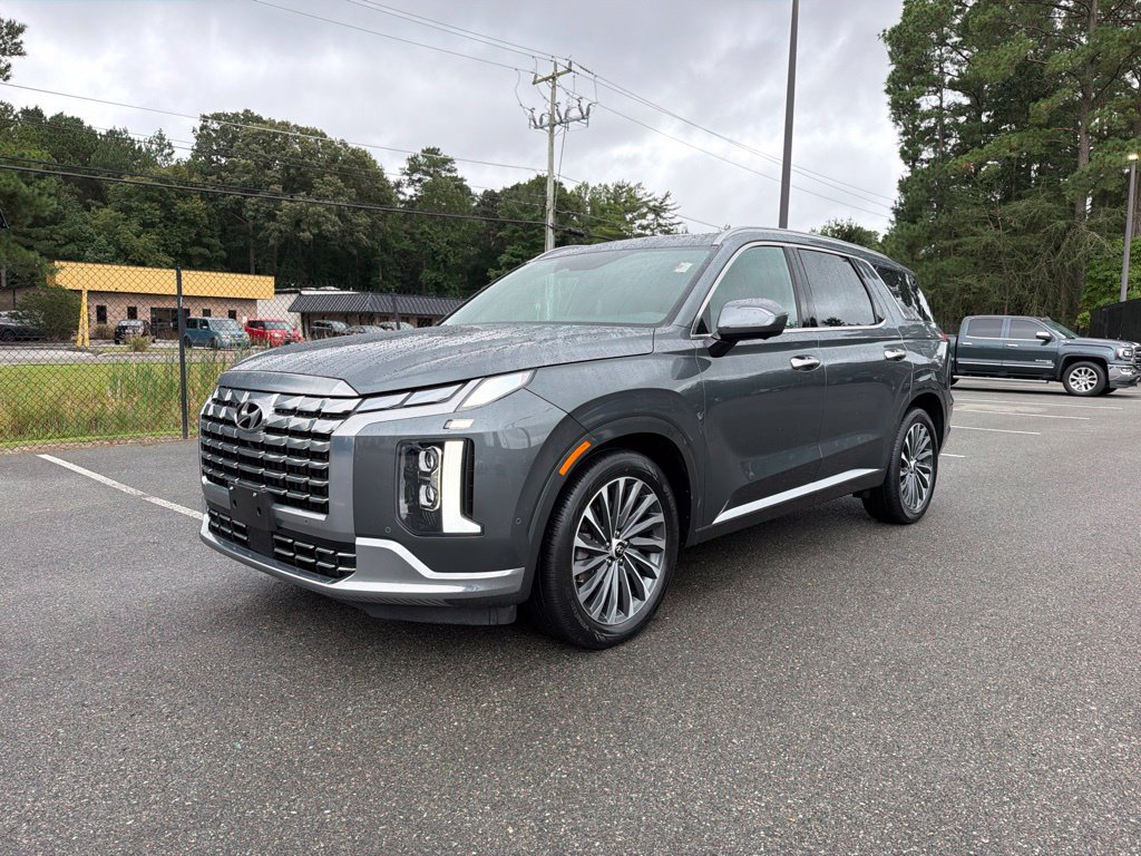 Used 2024 Hyundai Palisade Calligraphy AWD/4WD image 2