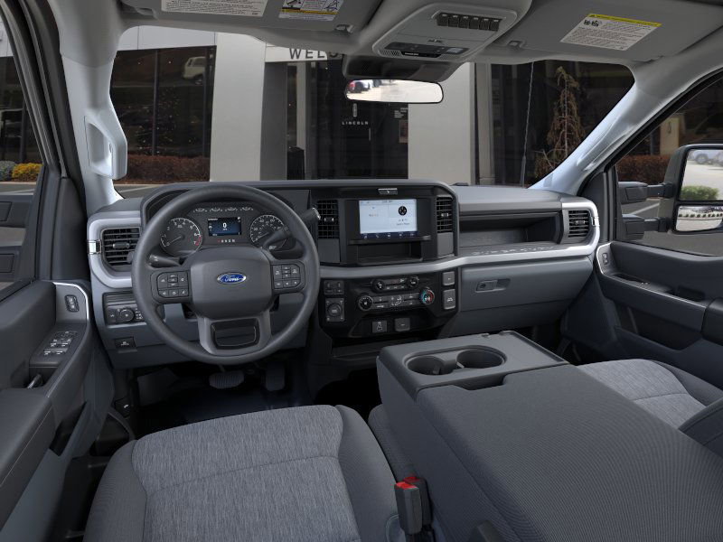 New 2026 Ford F350 4x4 Crew Cab Super Duty image 9