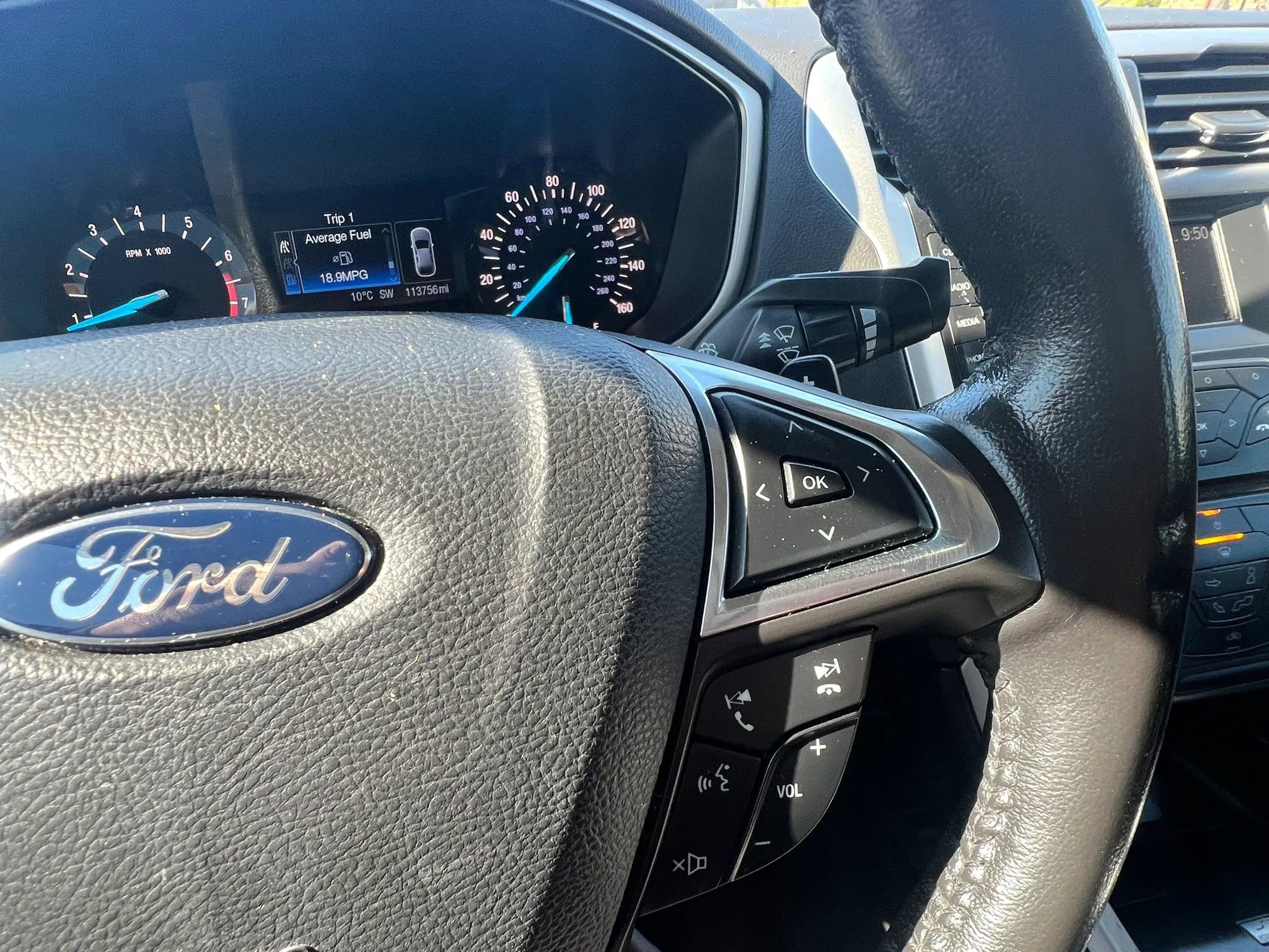 Used 2015 Ford Fusion SE w/ Equipment Group 201A image 20