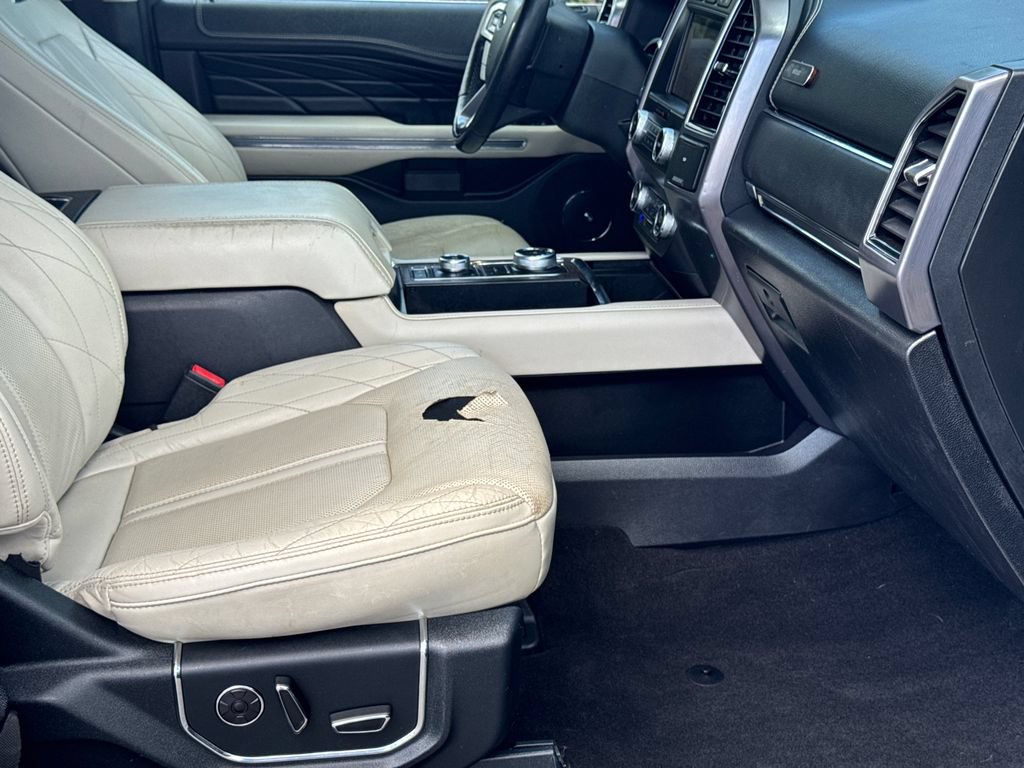 Used 2019 Ford Expedition Platinum AWD/4WD image 14
