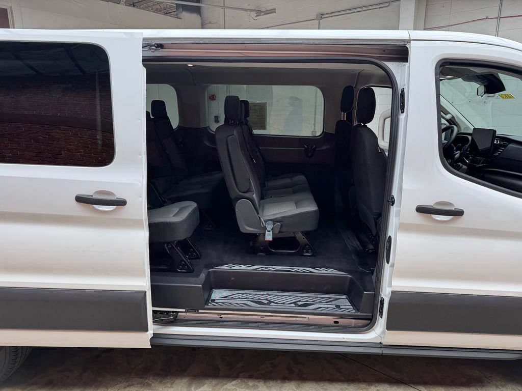 Used 2024 Ford Transit 350 XLT RWD image 26