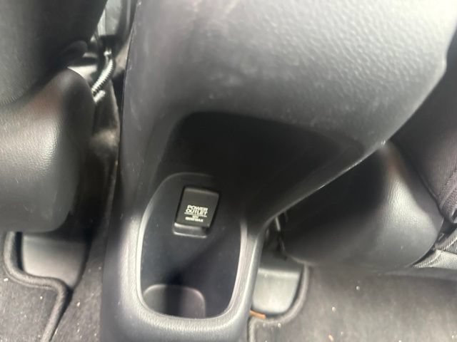 Certified 2017 Honda HR-V LX image 9