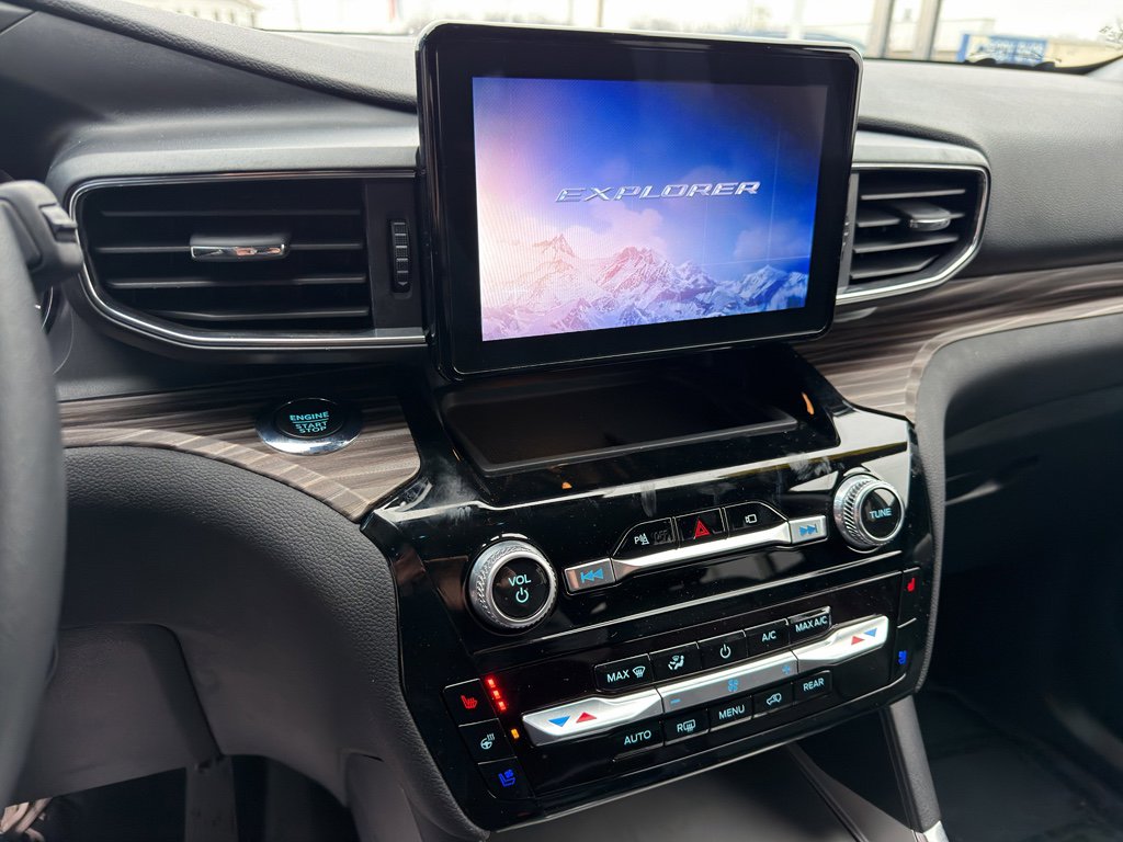 Used 2023 Ford Explorer Limited image 20