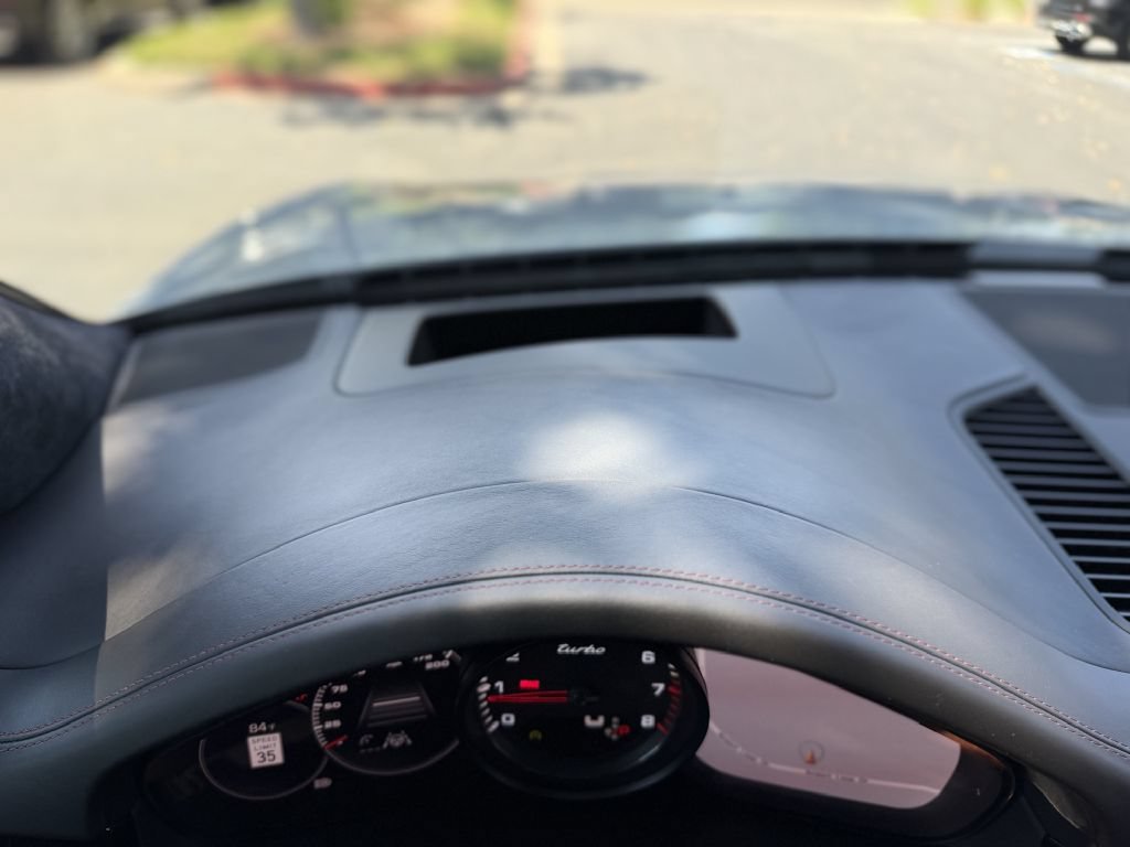 Used 2021 Porsche Cayenne Turbo AWD/4WD image 27