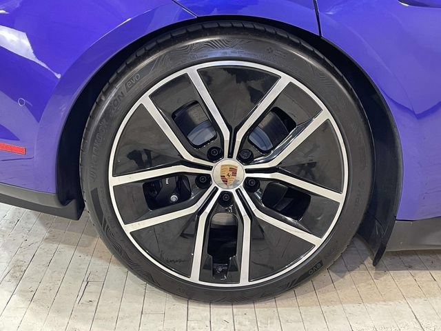 Certified 2025 Porsche Taycan AWD/4WD image 12